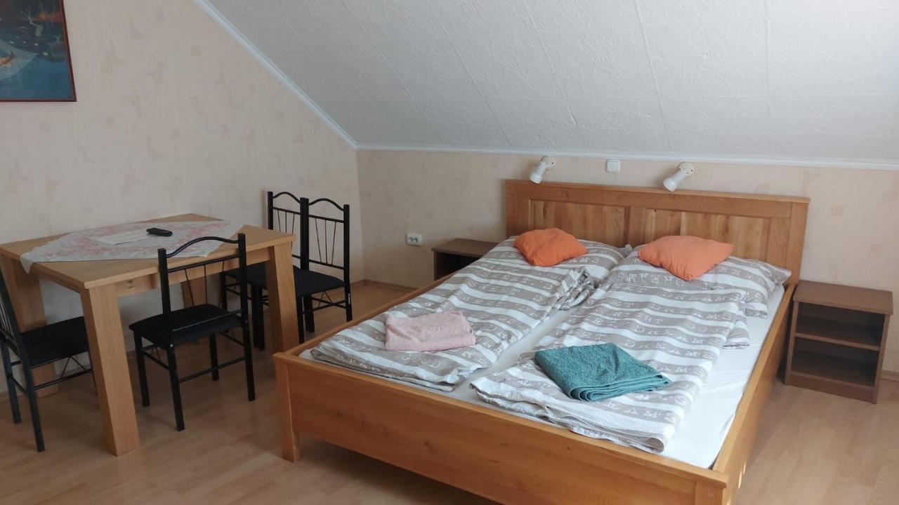David Apartman Gyula Dış mekan fotoğraf